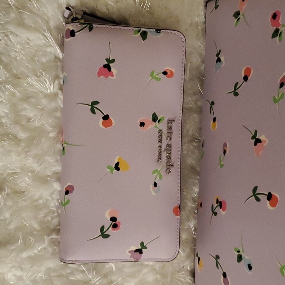 🚫🚫SOLD❌❌Kate Spade tote w/wallet - Picture 12 of 16
